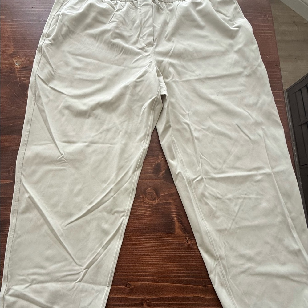 Lululemon Athletica Women's Cream